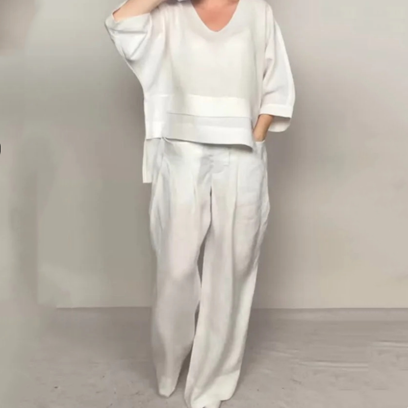 💎 2-piece cotton-linen set with an uneven hem – V-neck top + wide-leg pants, breathable & effortlessly stylish 🍂👚