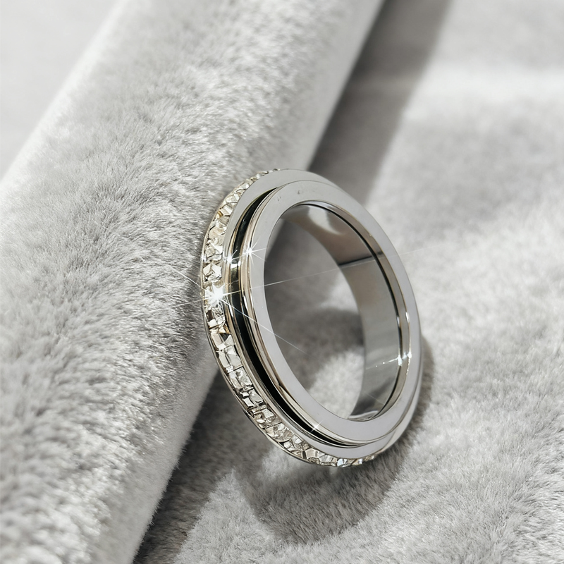 📢📢55%  OFF !! ⏰Titanium Steel Rotatable Spinner Ring with Zirconia