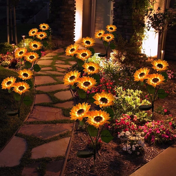 🌻 Realistic & Weatherproof | 2026 Hot Sale Solar Sunflower | IP65 Outdoor Decor ✨【50% OFF】