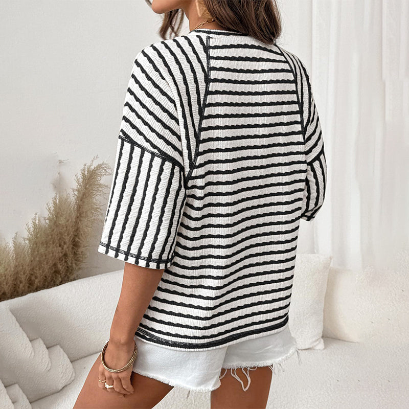 🔥 50% OFF NOW! 👕 Women's Striped Relaxed Fit T-Shirt – Timeless Comfort & Effortless Style 🌟👖